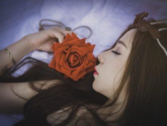 Нянчить ребенка по соннику